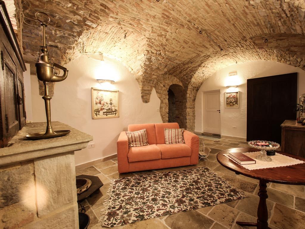 I Templari Di Alberona Hotel Eksteriør billede